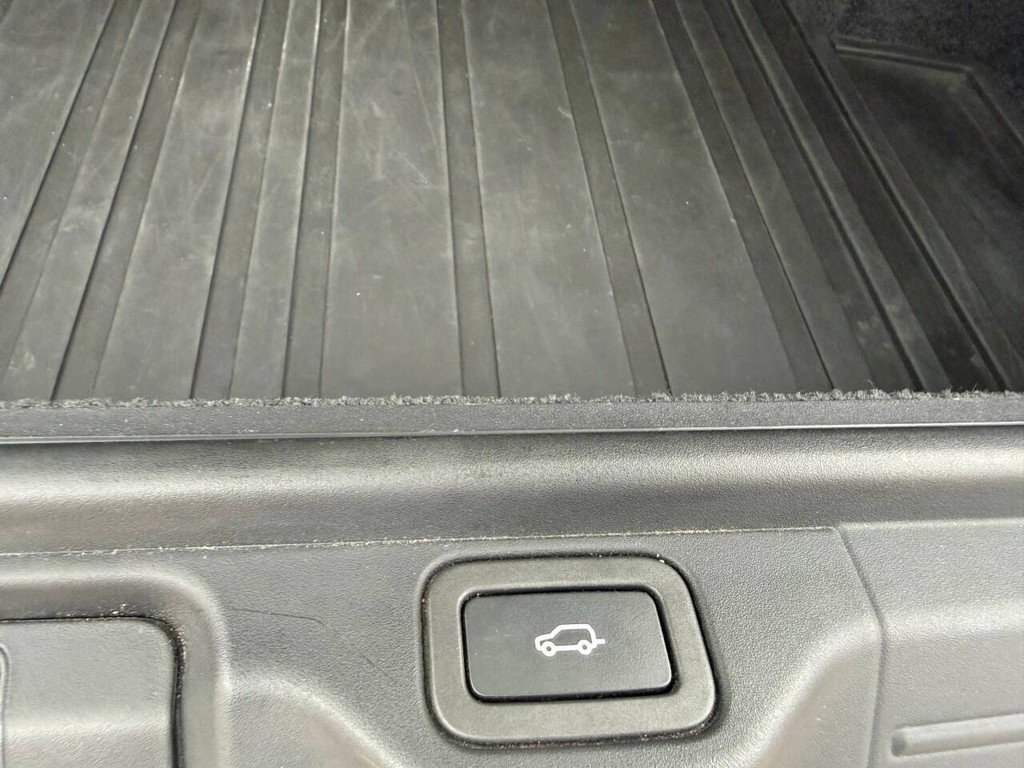 Land Rover Range Rover Vehicle Full-screen Gallery Image 41