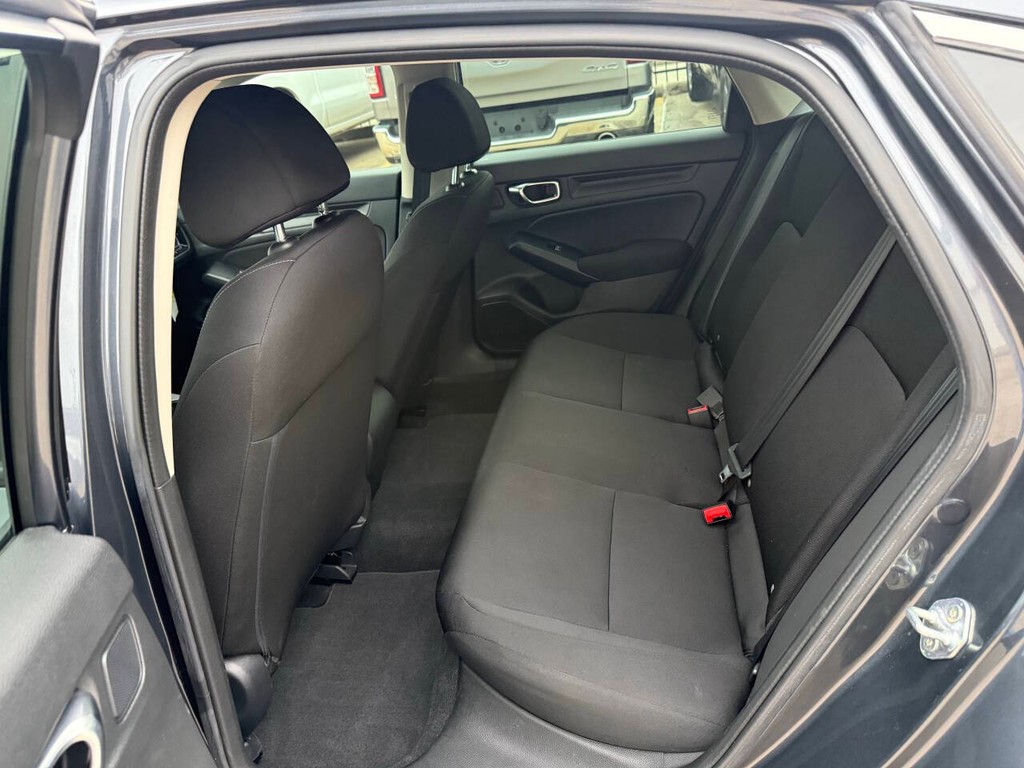 Honda Civic Sedan Vehicle Full-screen Gallery Image 13