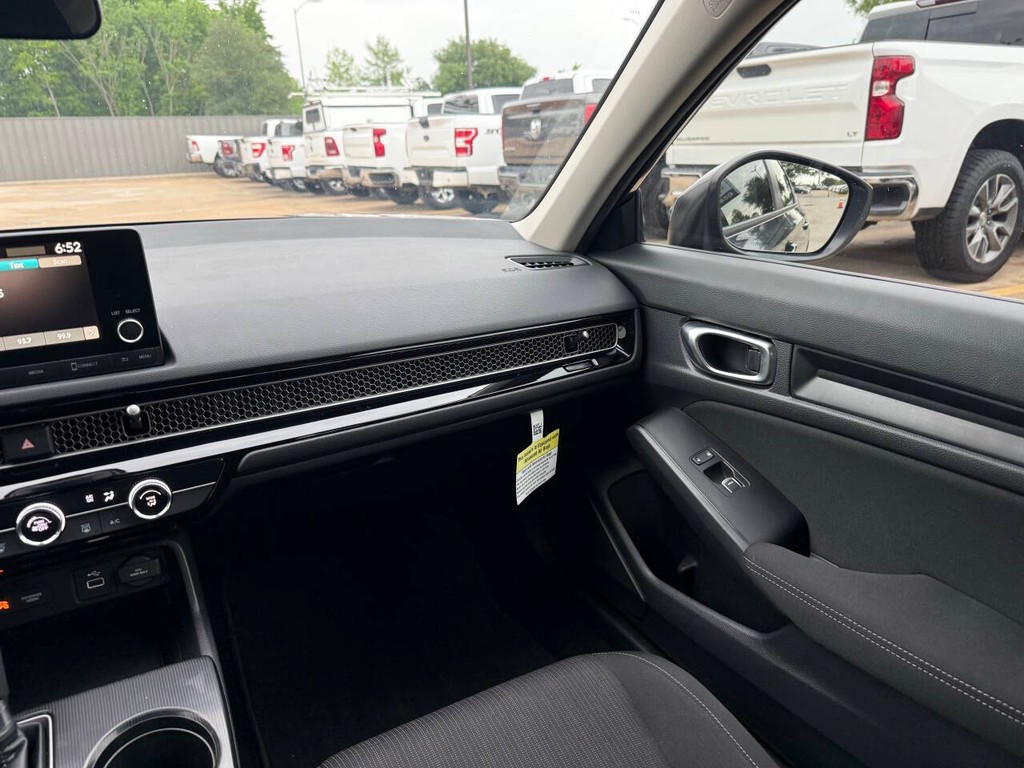 Honda Civic Sedan Vehicle Full-screen Gallery Image 20