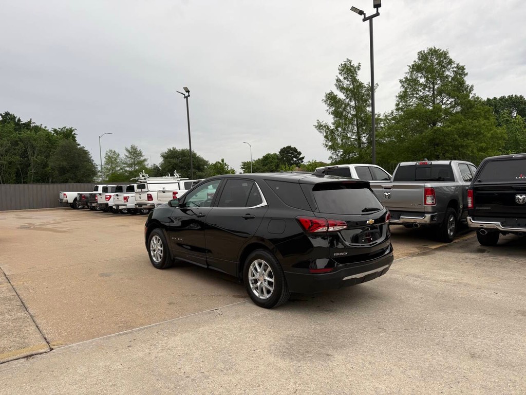 Chevrolet Equinox Vehicle Full-screen Gallery Image 04