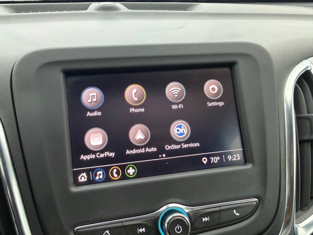 Chevrolet Equinox Vehicle Full-screen Gallery Image 27