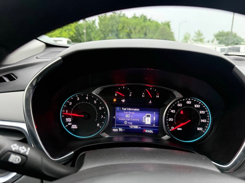 Chevrolet Equinox Vehicle Full-screen Gallery Image 31