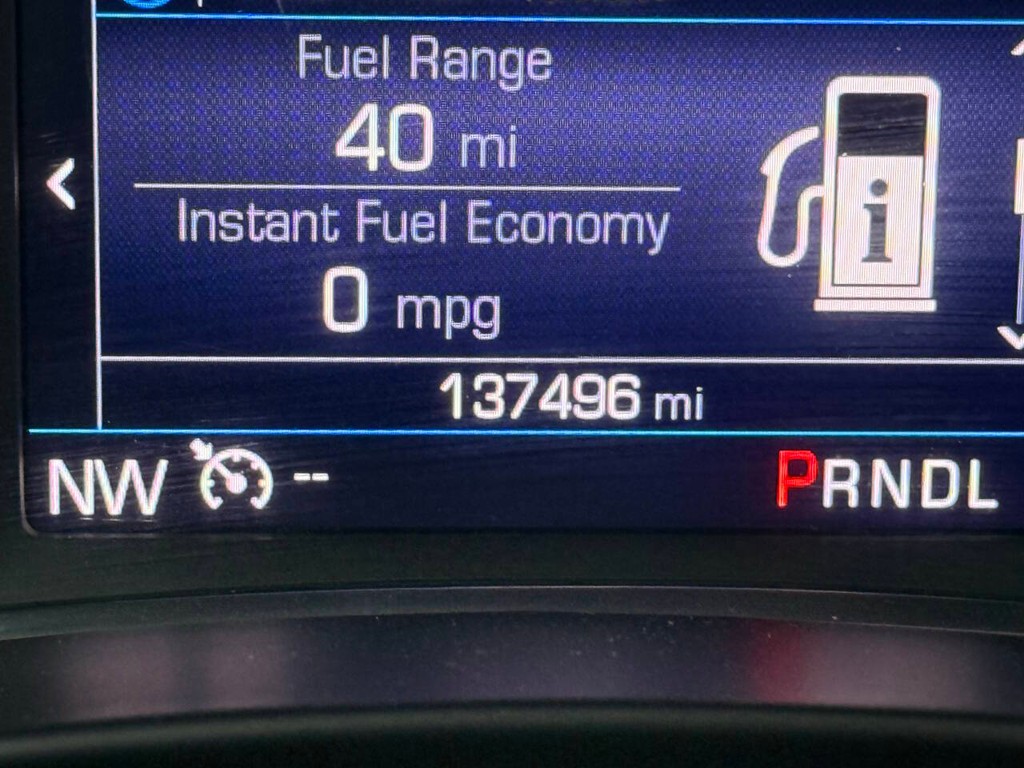 Chevrolet Equinox Vehicle Full-screen Gallery Image 32