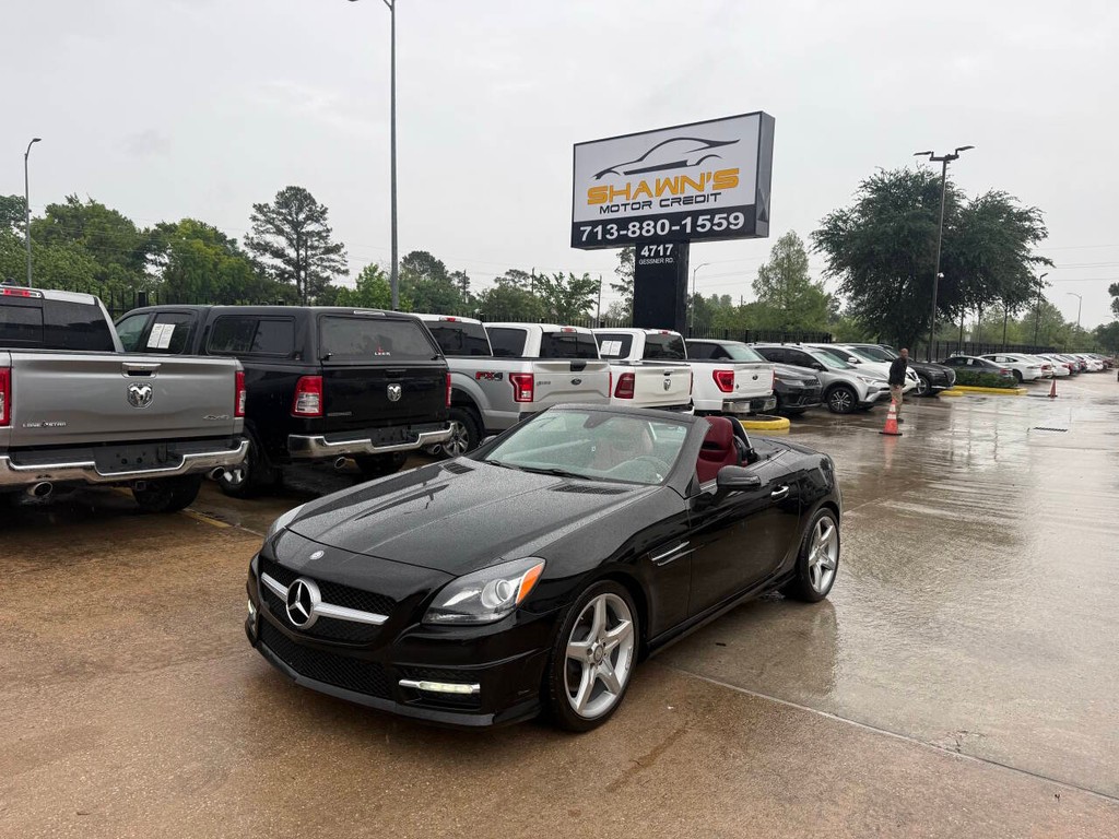 Mercedes-Benz SLK-Class Vehicle Full-screen Gallery Image 04