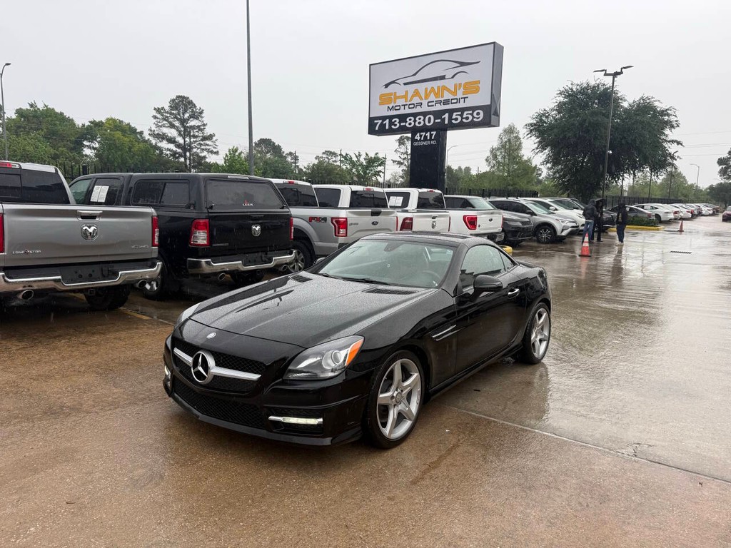 Mercedes-Benz SLK-Class Vehicle Full-screen Gallery Image 05