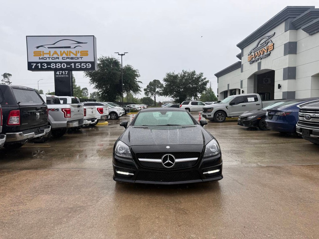 Mercedes-Benz SLK-Class Vehicle Full-screen Gallery Image 38