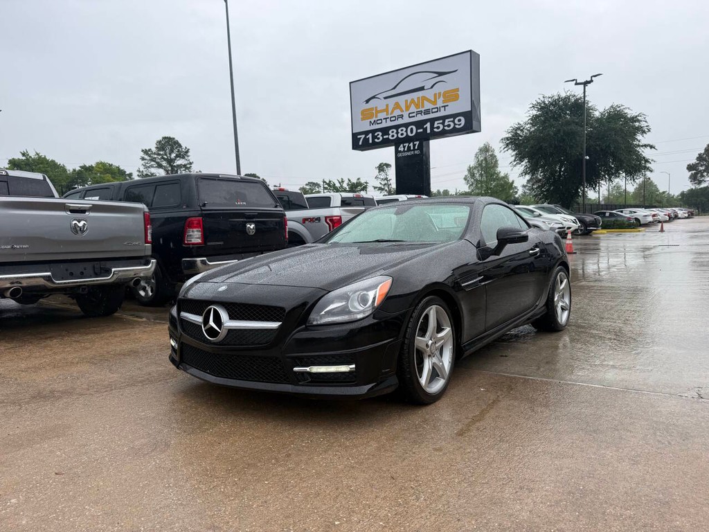 Mercedes-Benz SLK-Class Vehicle Full-screen Gallery Image 40