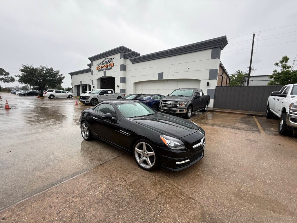 Mercedes-Benz SLK-Class Vehicle Full-screen Gallery Image 41