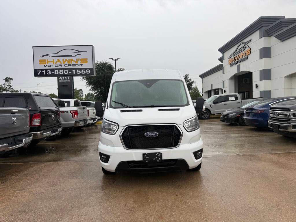 Ford Transit Passenger Wagon Vehicle Full-screen Gallery Image 40