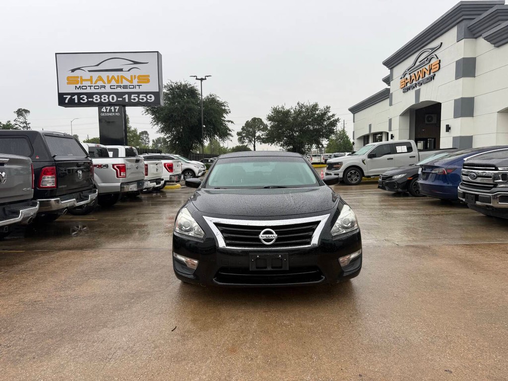 Nissan Altima Vehicle Full-screen Gallery Image 42