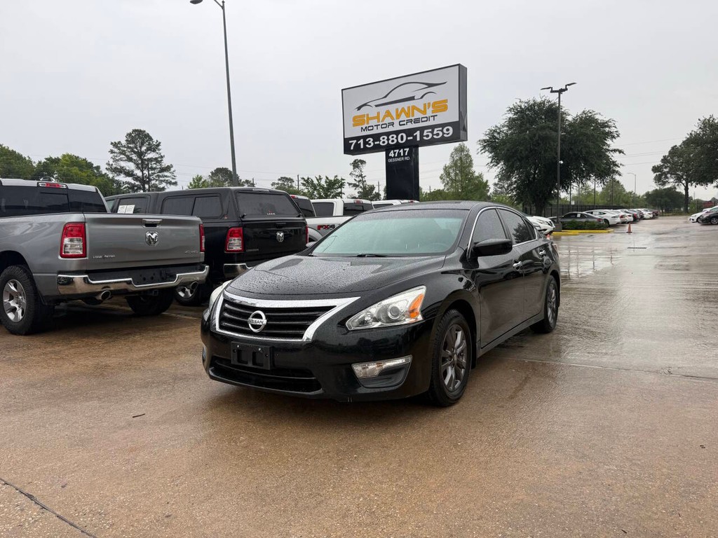 Nissan Altima Vehicle Full-screen Gallery Image 44