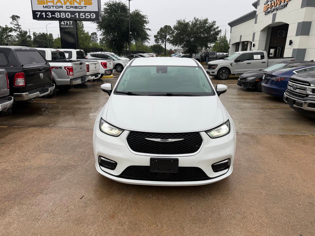 Chrysler Pacifica Vehicle Full-screen Gallery Image 37