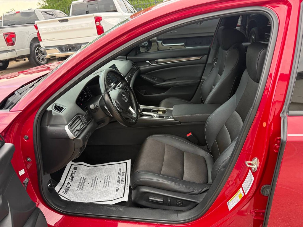 Honda Accord Sedan Vehicle Full-screen Gallery Image 07