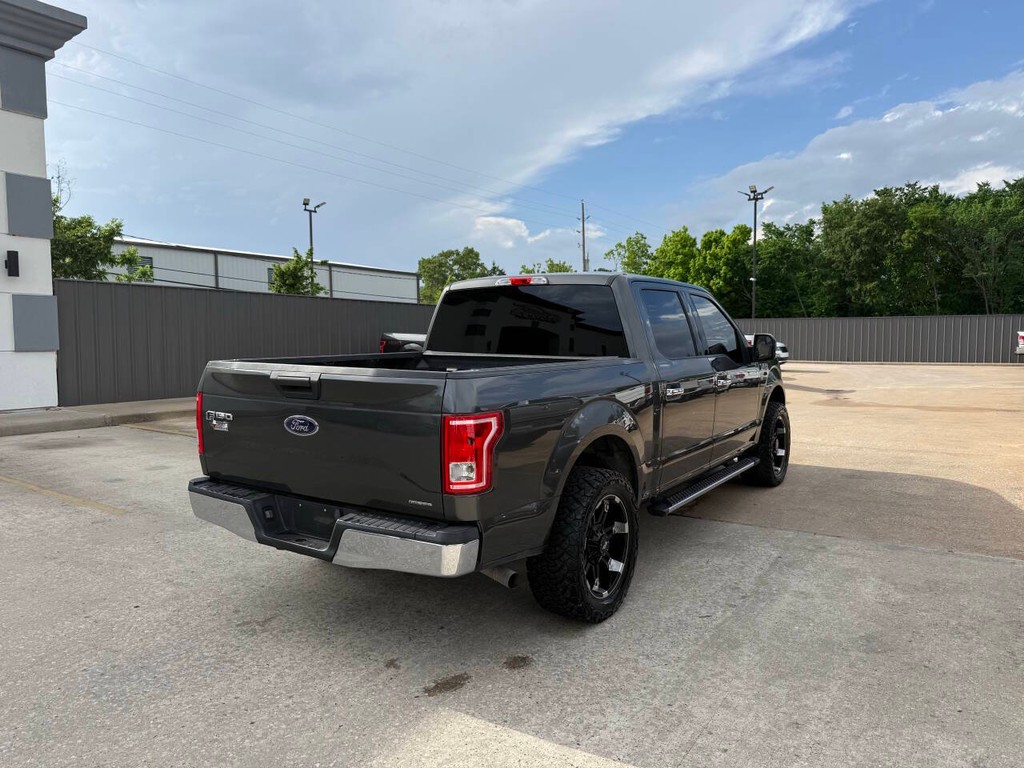 Ford F-150 Vehicle Full-screen Gallery Image 05