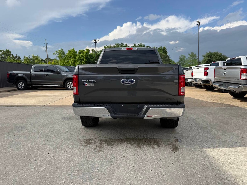 Ford F-150 Vehicle Full-screen Gallery Image 37