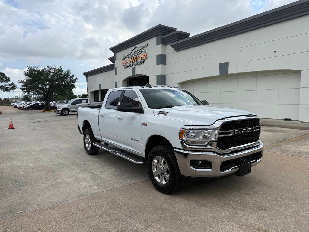 Ram 2500 Vehicle Full-screen Gallery Image 02