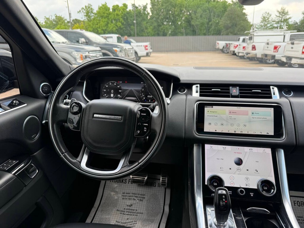 Land Rover Range Rover Sport Vehicle Full-screen Gallery Image 21