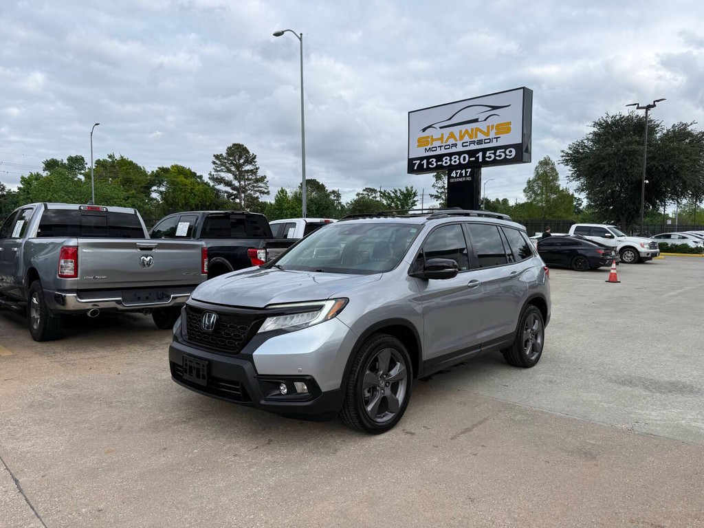 Honda Passport Vehicle Full-screen Gallery Image 03