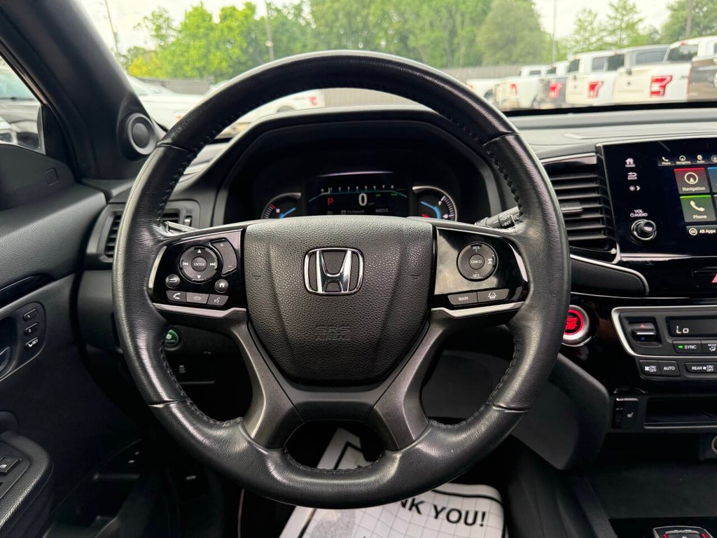 Honda Passport Vehicle Full-screen Gallery Image 21