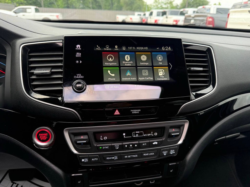 Honda Passport Vehicle Full-screen Gallery Image 23