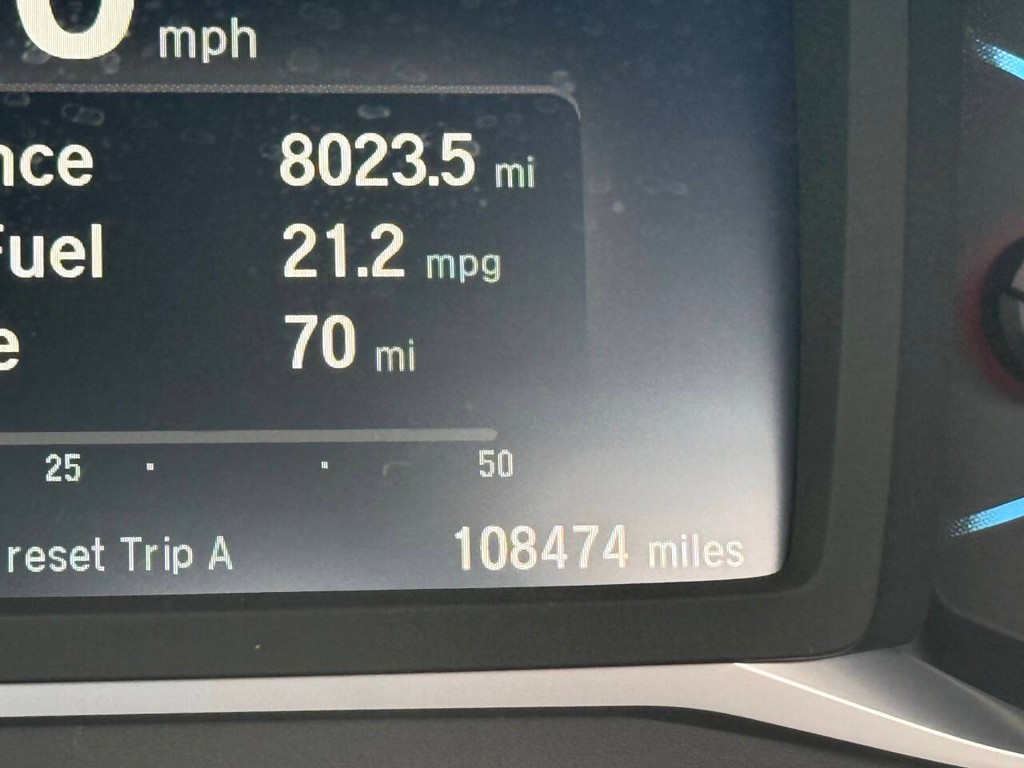 Honda Passport Vehicle Full-screen Gallery Image 32