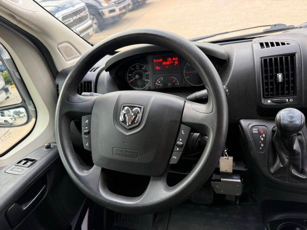Ram ProMaster Cargo Van Vehicle Full-screen Gallery Image 15