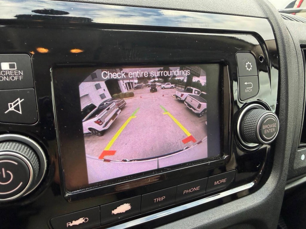 Ram ProMaster Cargo Van Vehicle Full-screen Gallery Image 19