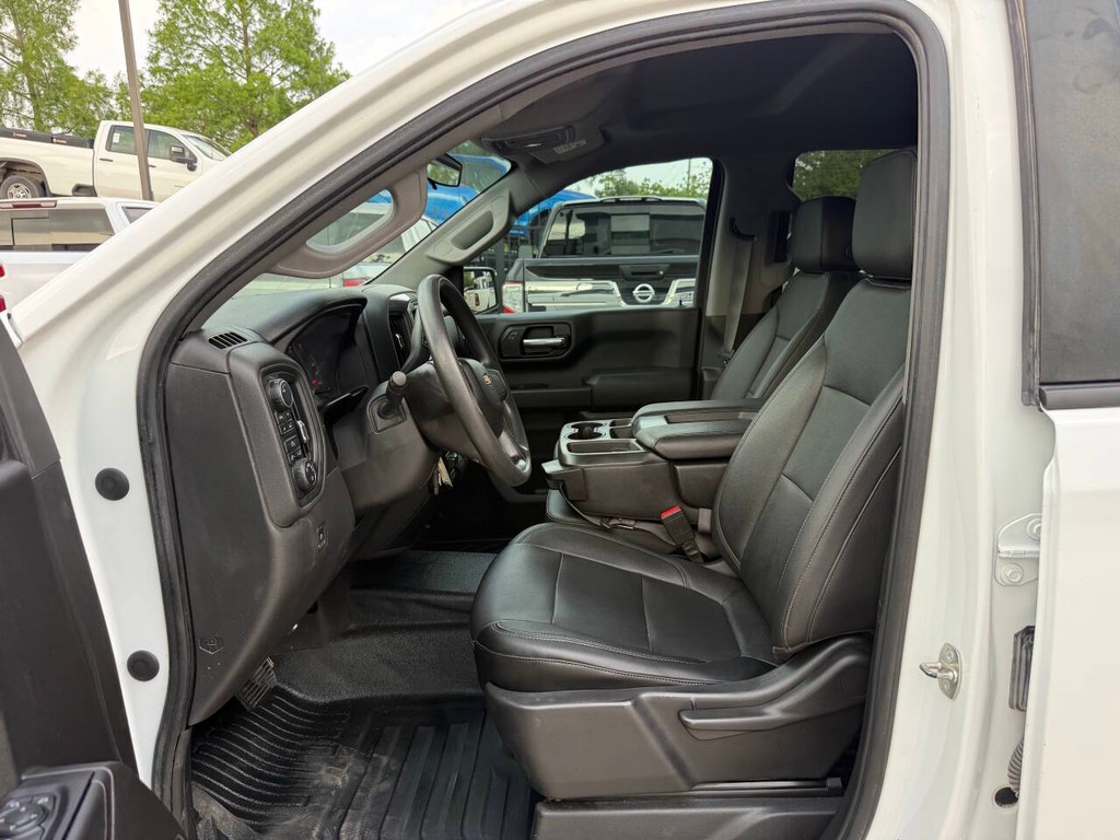 Chevrolet Silverado 1500 Vehicle Full-screen Gallery Image 07