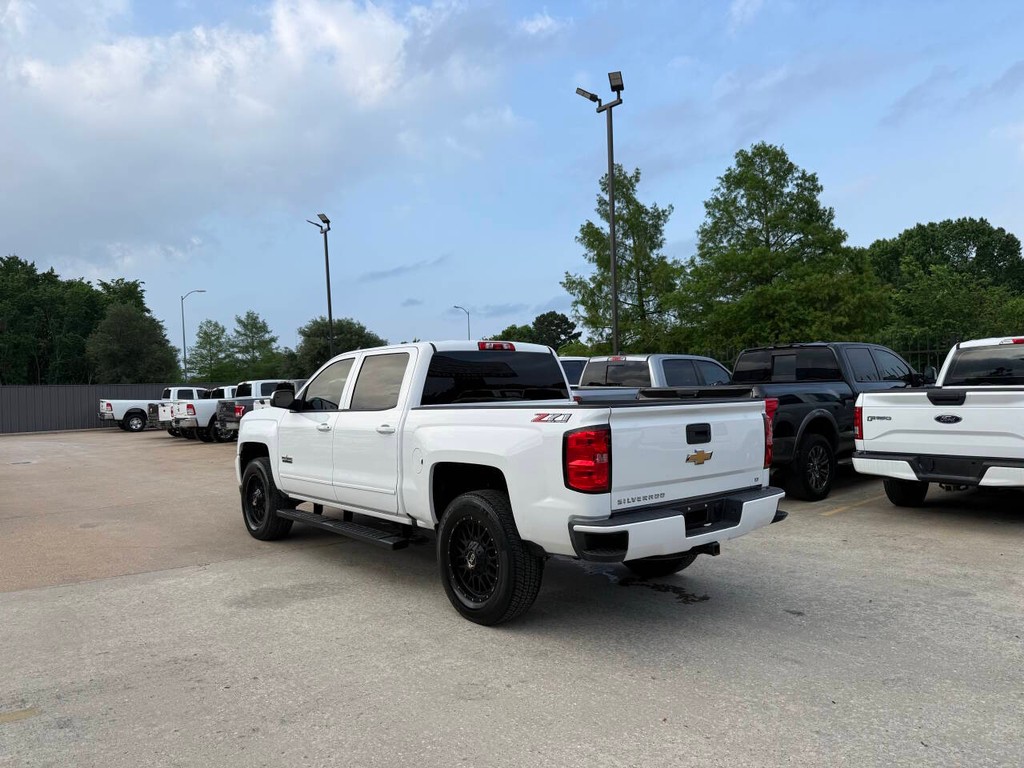 Chevrolet Silverado 1500 Vehicle Full-screen Gallery Image 04