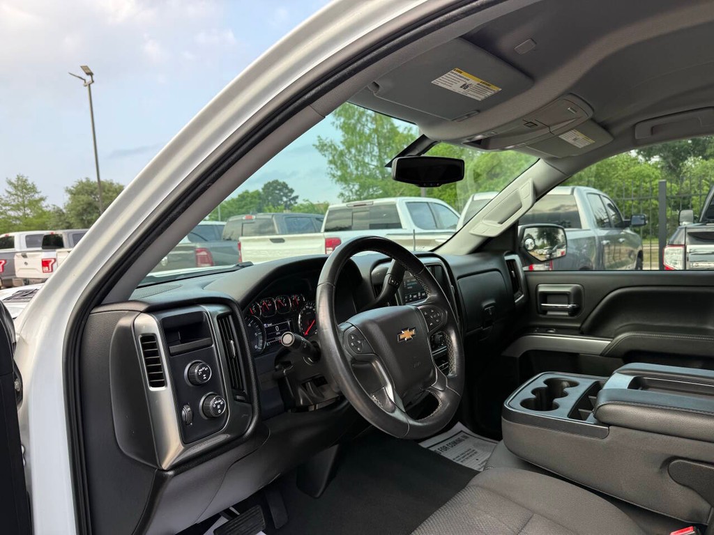 Chevrolet Silverado 1500 Vehicle Full-screen Gallery Image 06