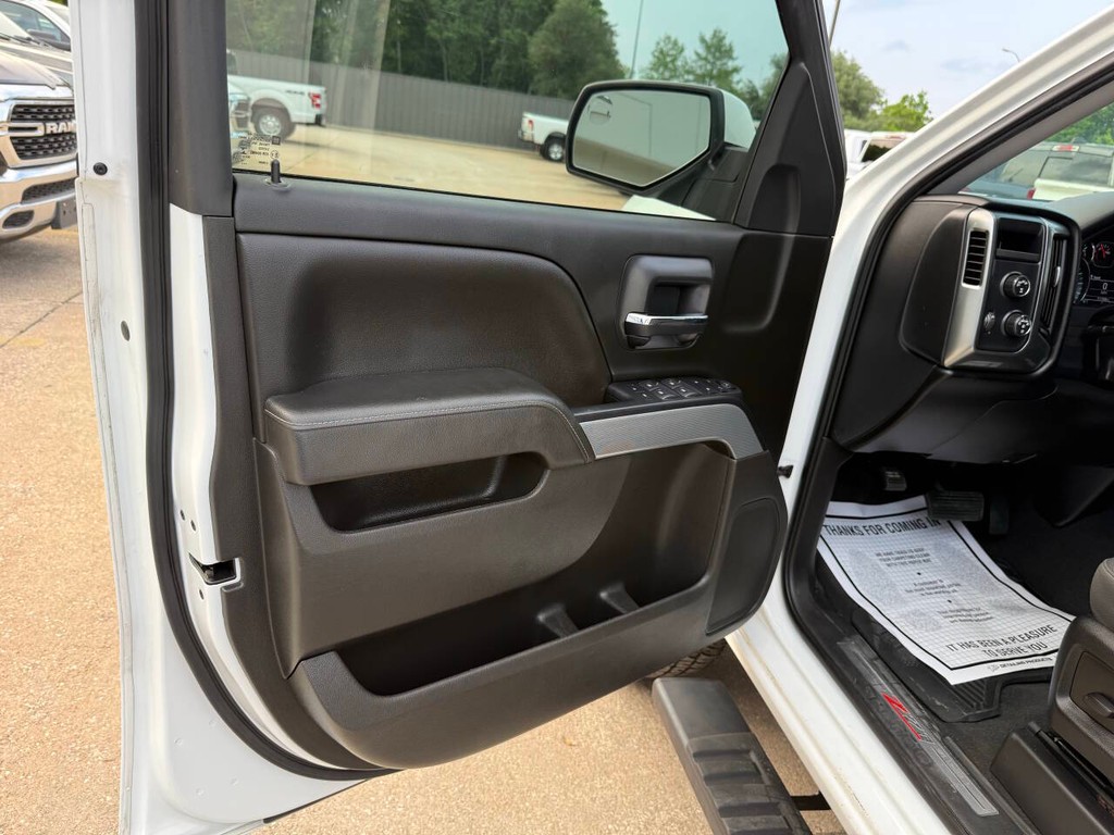 Chevrolet Silverado 1500 Vehicle Full-screen Gallery Image 08