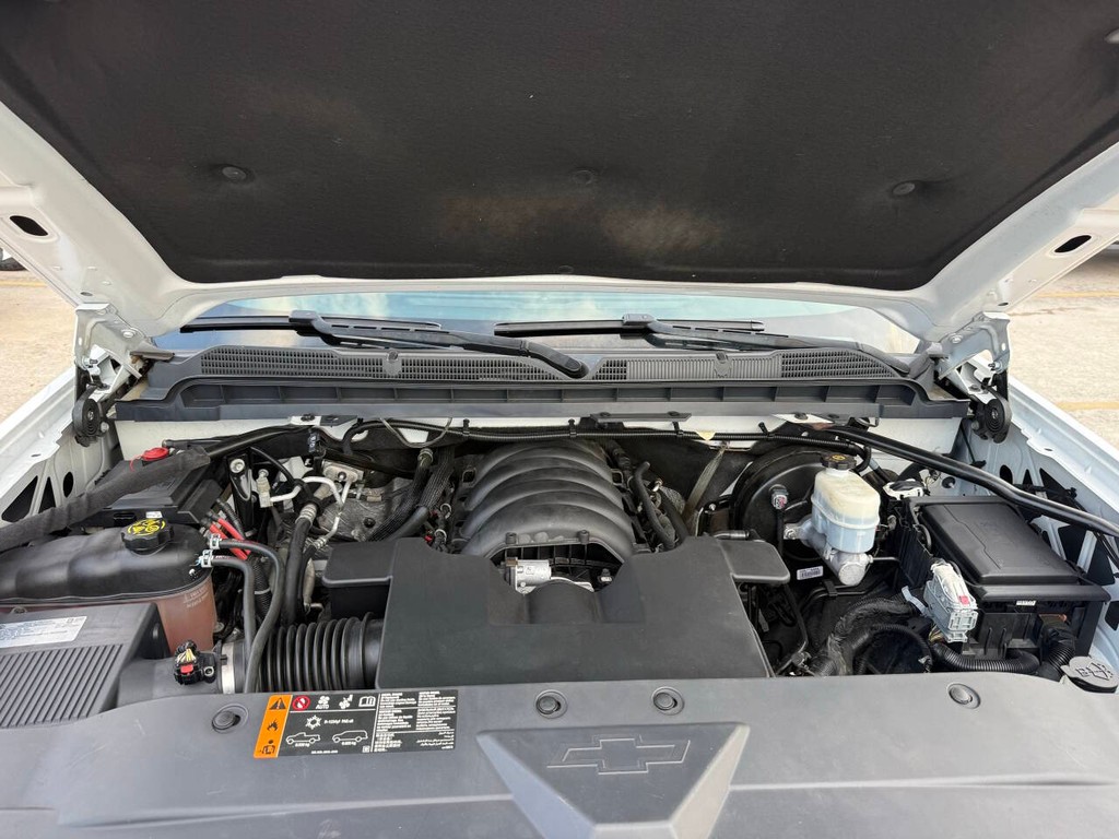 Chevrolet Silverado 1500 Vehicle Full-screen Gallery Image 35