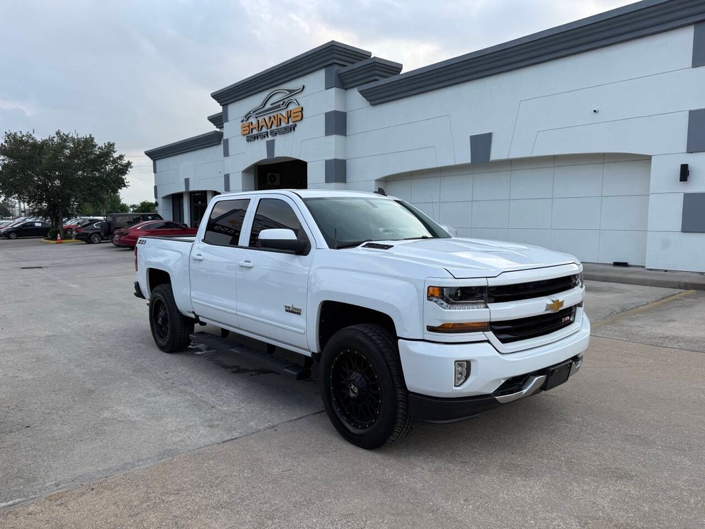 Chevrolet Silverado 1500 Vehicle Full-screen Gallery Image 43