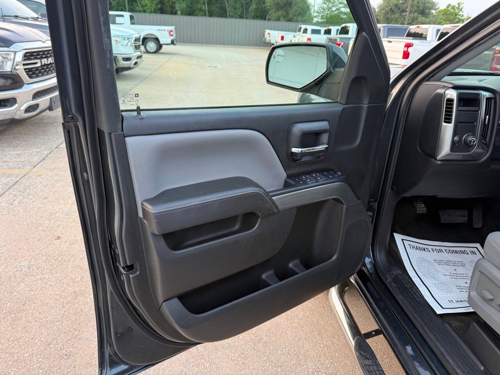 Chevrolet Silverado 1500 Vehicle Full-screen Gallery Image 08