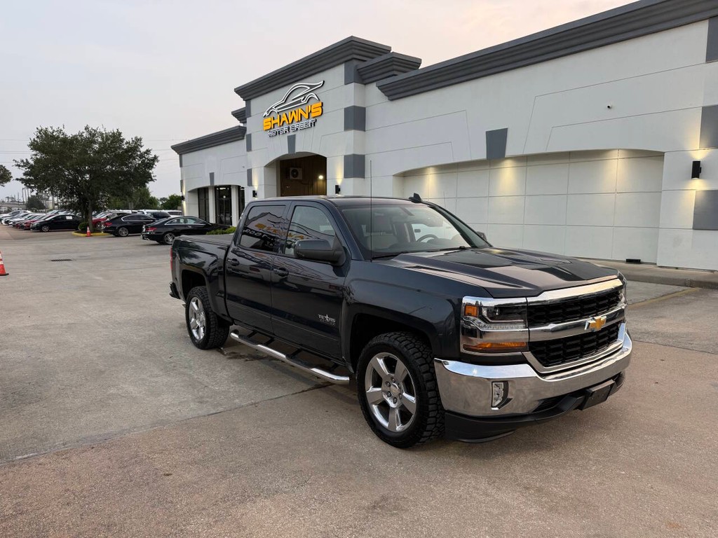 Chevrolet Silverado 1500 Vehicle Full-screen Gallery Image 44