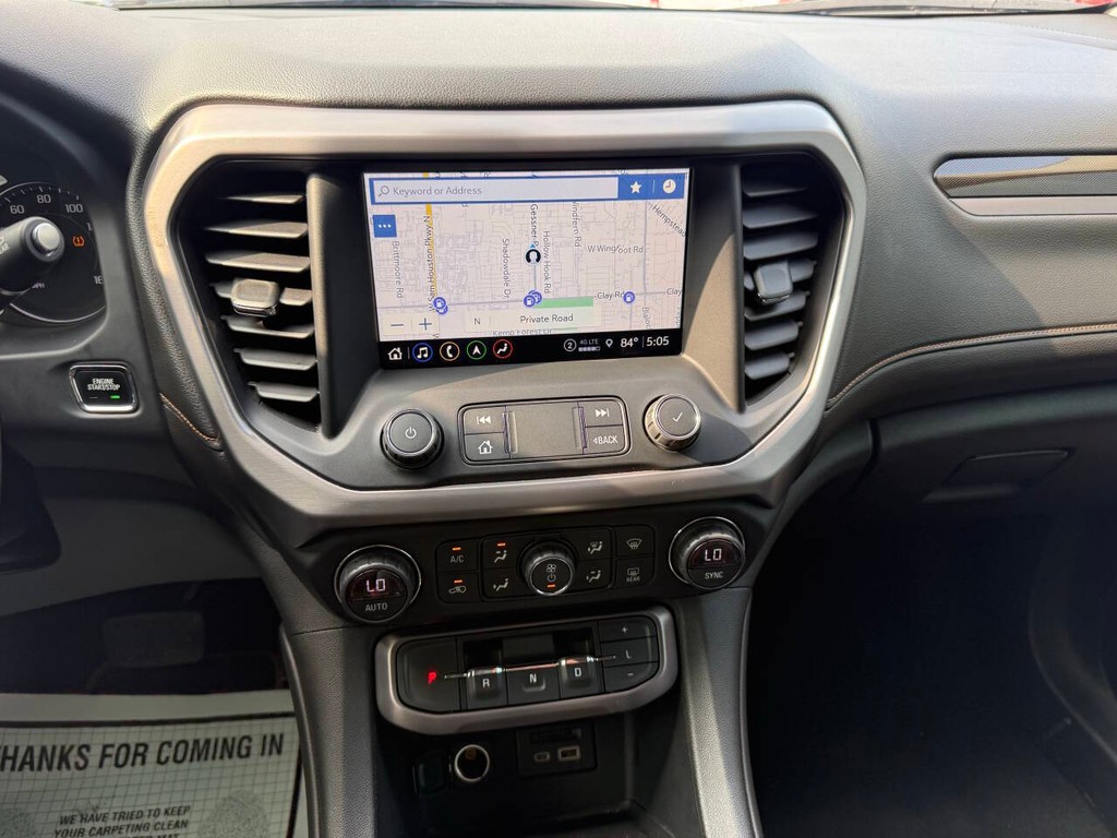 GMC Acadia Vehicle Full-screen Gallery Image 27