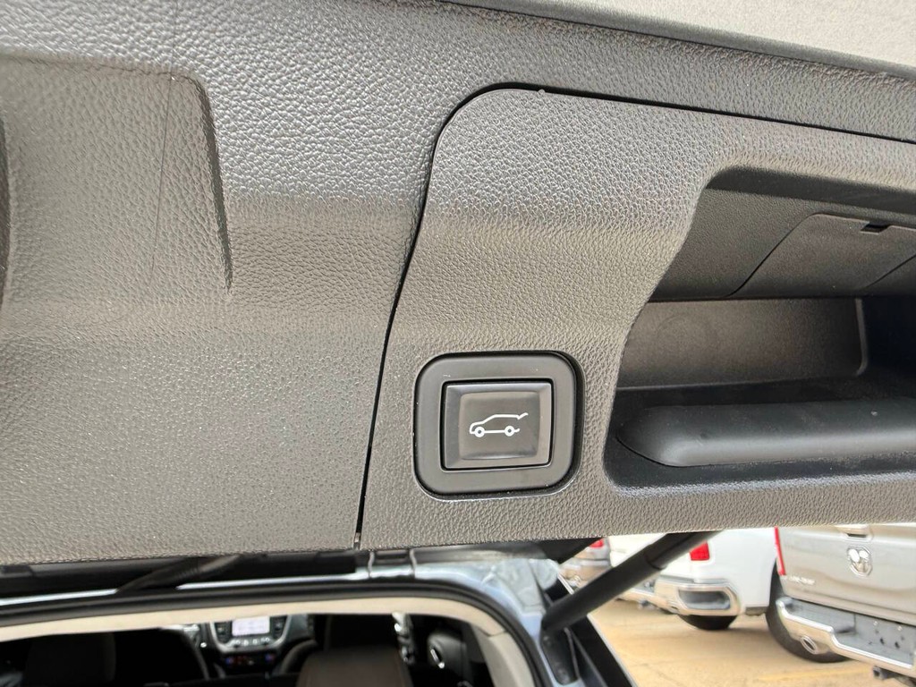 GMC Acadia Vehicle Full-screen Gallery Image 41
