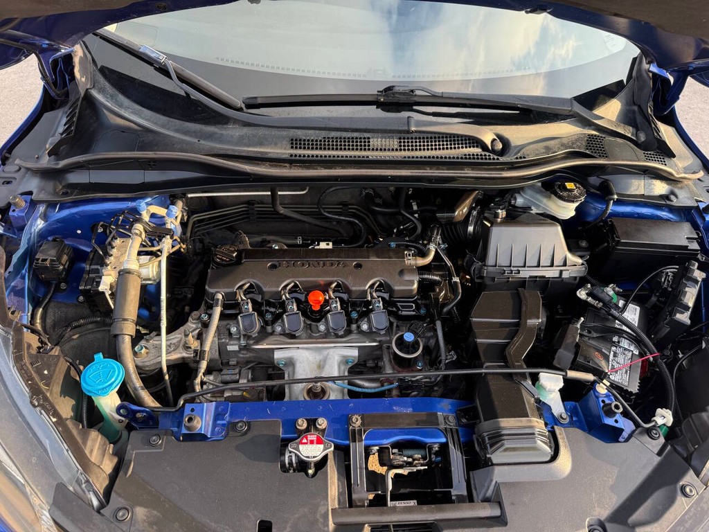 Lexus RC 350 Vehicle Full-screen Gallery Image 37