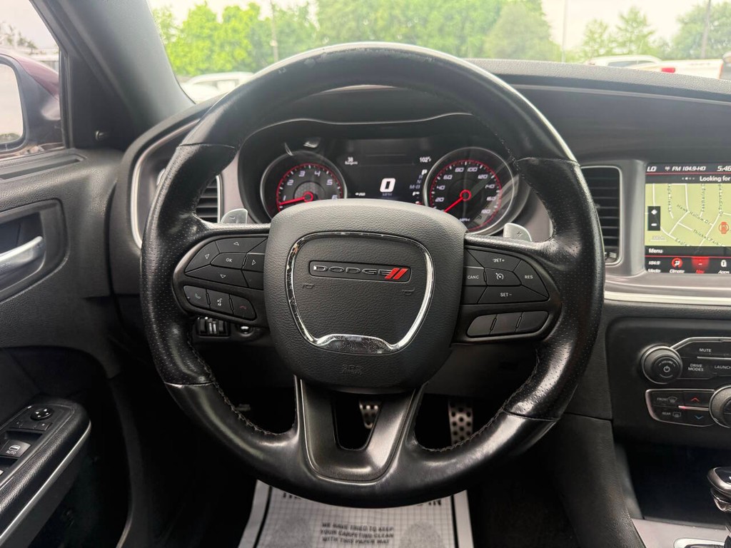 Dodge Charger Vehicle Full-screen Gallery Image 22