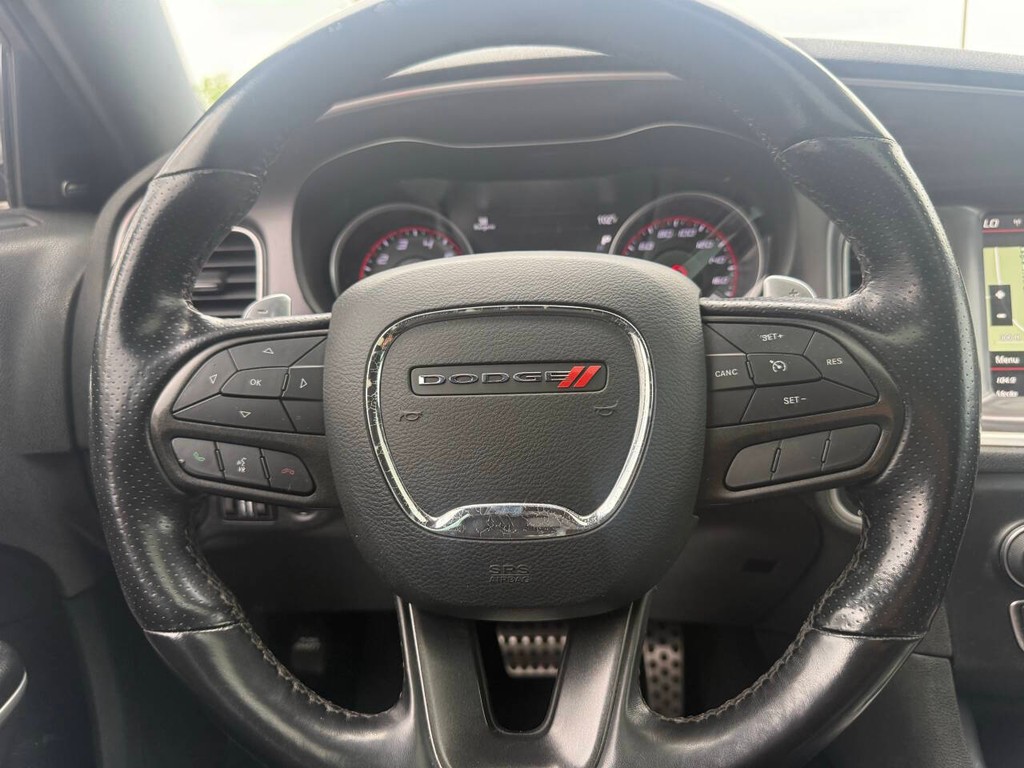 Dodge Charger Vehicle Full-screen Gallery Image 23