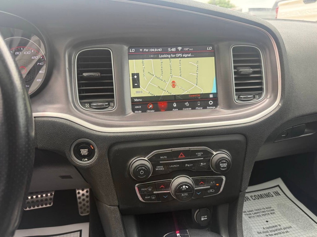 Dodge Charger Vehicle Full-screen Gallery Image 24