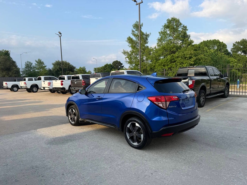 Honda HR-V Vehicle Full-screen Gallery Image 04