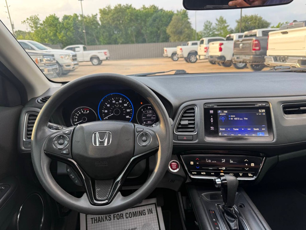 Honda HR-V Vehicle Full-screen Gallery Image 21