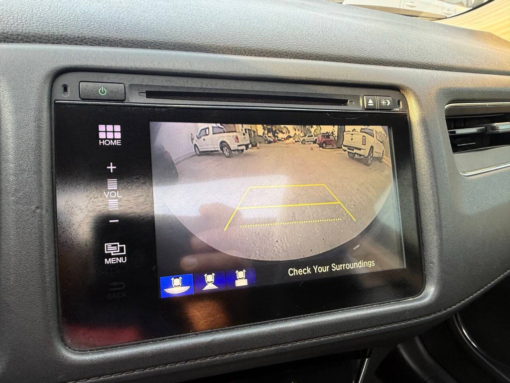 Honda HR-V Vehicle Full-screen Gallery Image 26