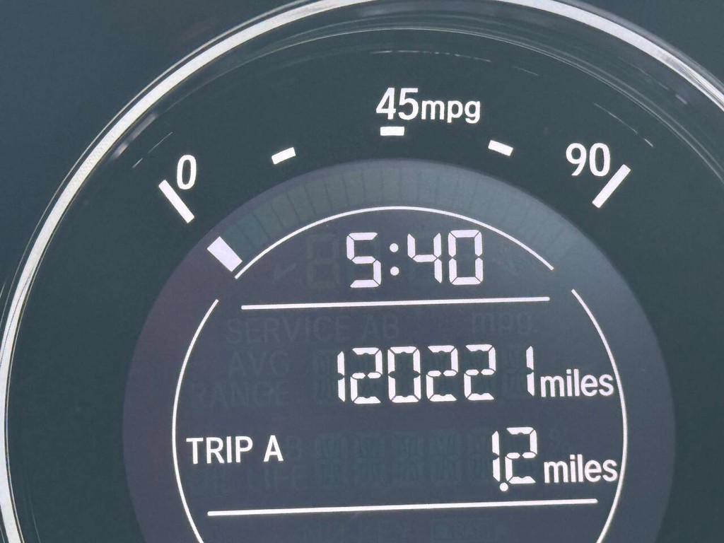 Honda HR-V Vehicle Full-screen Gallery Image 32