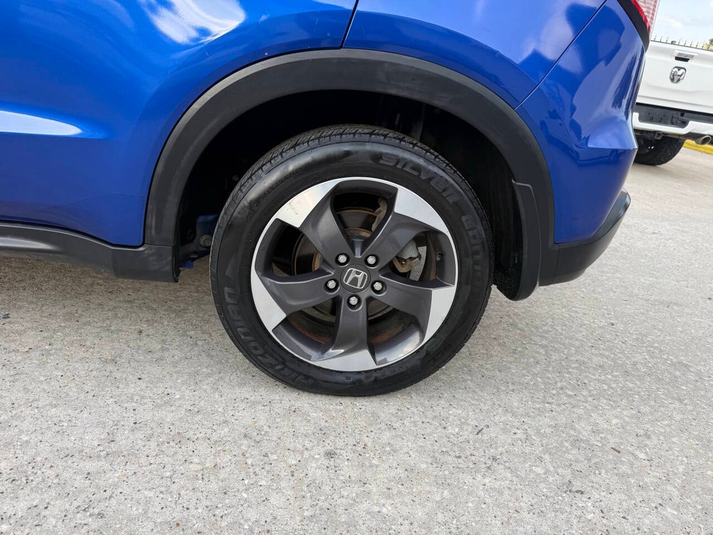 Honda HR-V Vehicle Full-screen Gallery Image 35