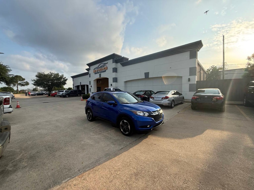 Honda HR-V Vehicle Full-screen Gallery Image 42