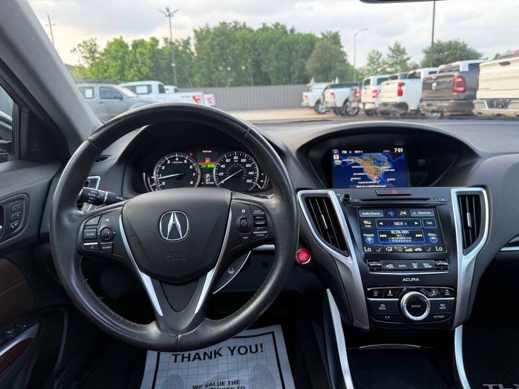 Acura TLX Vehicle Full-screen Gallery Image 21