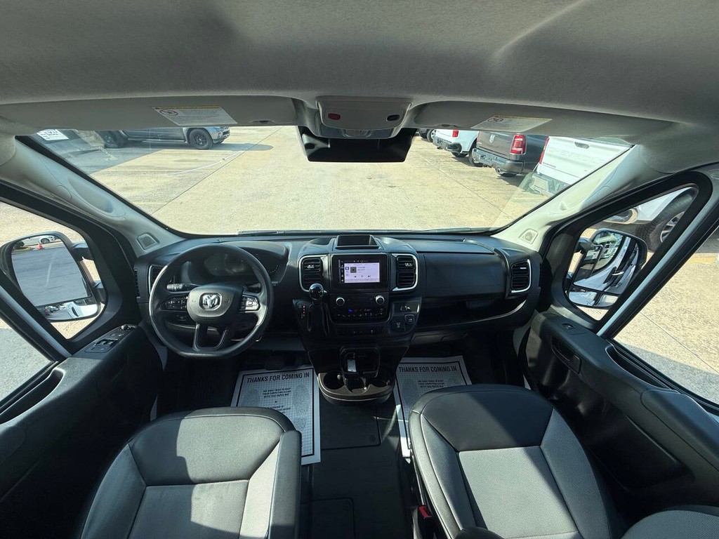 Ram ProMaster Cargo Van Vehicle Full-screen Gallery Image 13