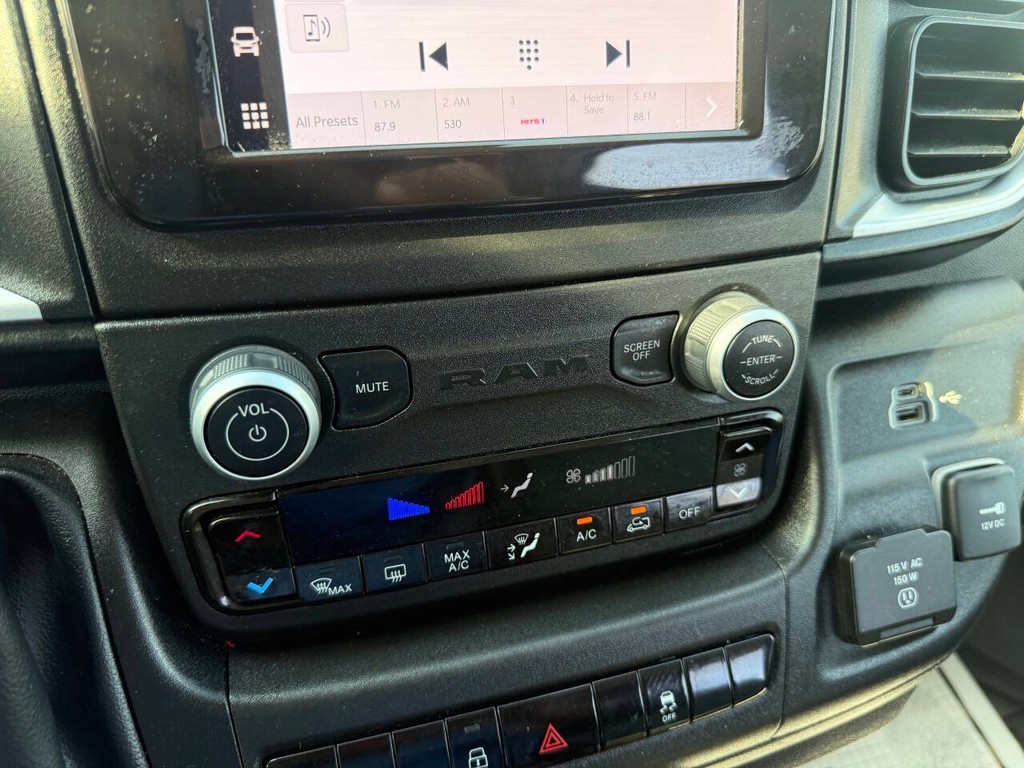 Ram ProMaster Cargo Van Vehicle Full-screen Gallery Image 21